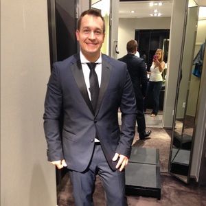 Meet your Posher, Evan